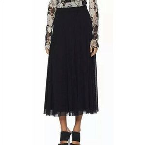 NEW FUZZI black non-wrinkle skirt - XS